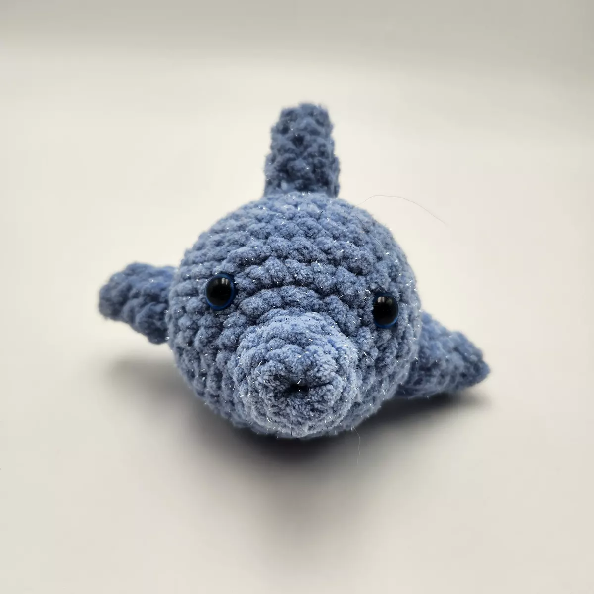 Dauphins - Dauphin en crochet - peluche artisanale, vue de face