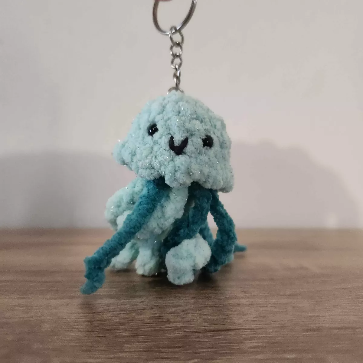 Mini-Meduses - Mini-méduse en crochet - porte-clés fait main, vue rapprochée