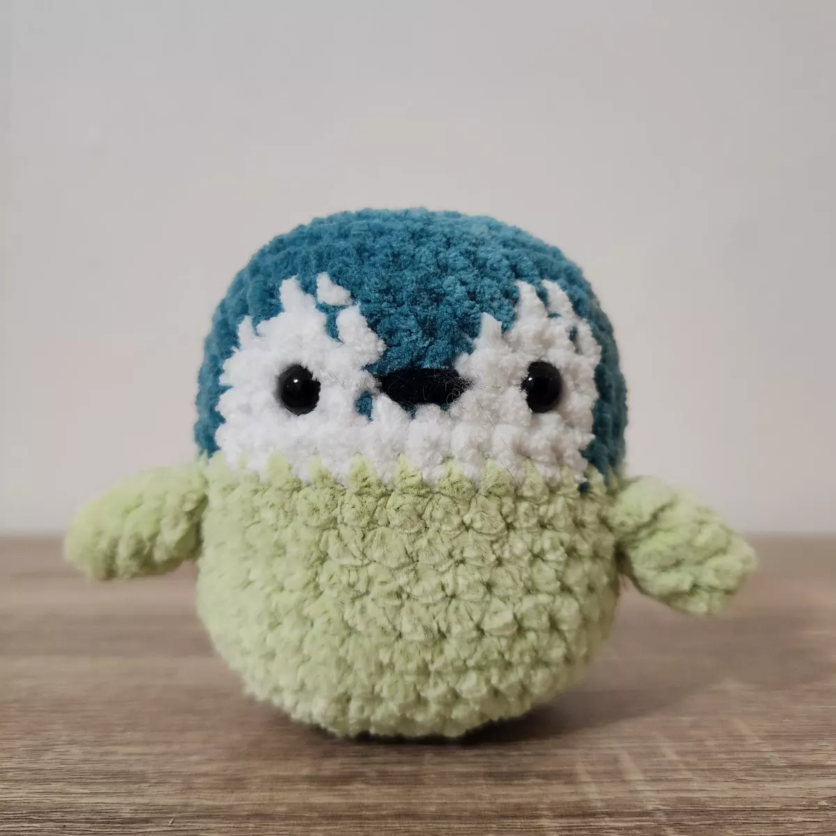 Oiseaux boule - Oiseau boule en crochet - peluche artisanale avec détails fins