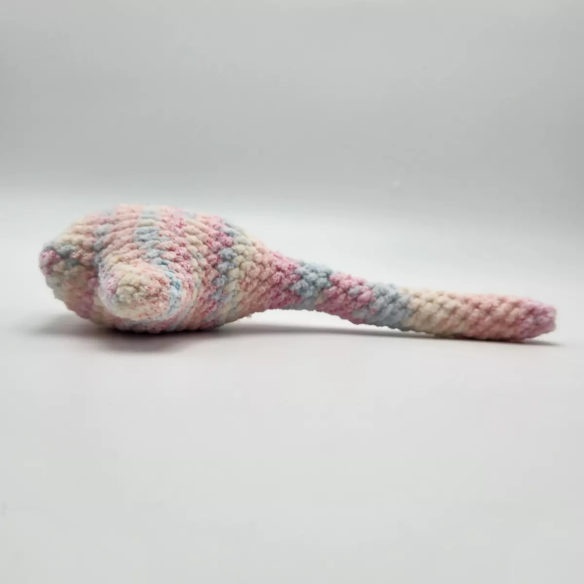Raies - Raie en crochet - peluche douce et mignonne, vue rapprochée - création faite main
