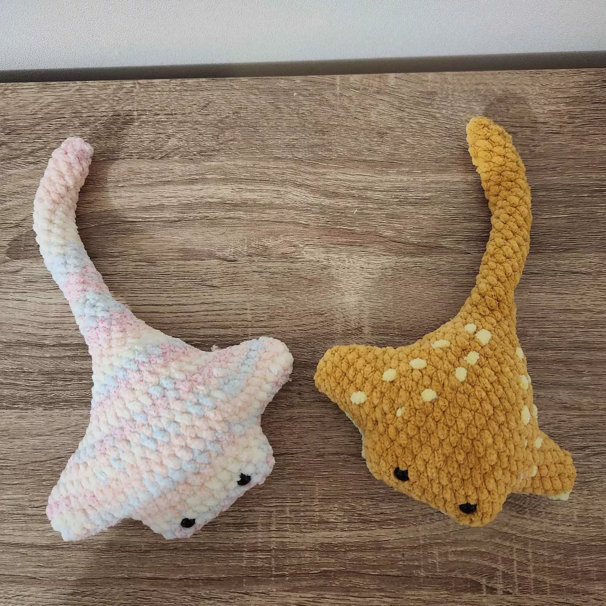 Raies - Raie en crochet - peluche artisanale avec finitions soignées